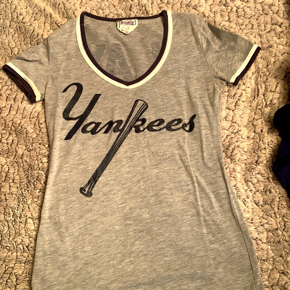 Yankees top